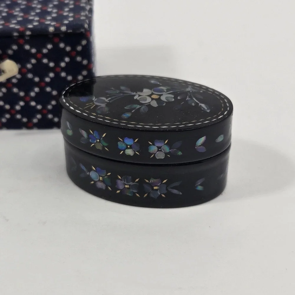 Vintage Black Lacquer Mother of Pearl Inlay Oval Trinket Jewelry Box with Case